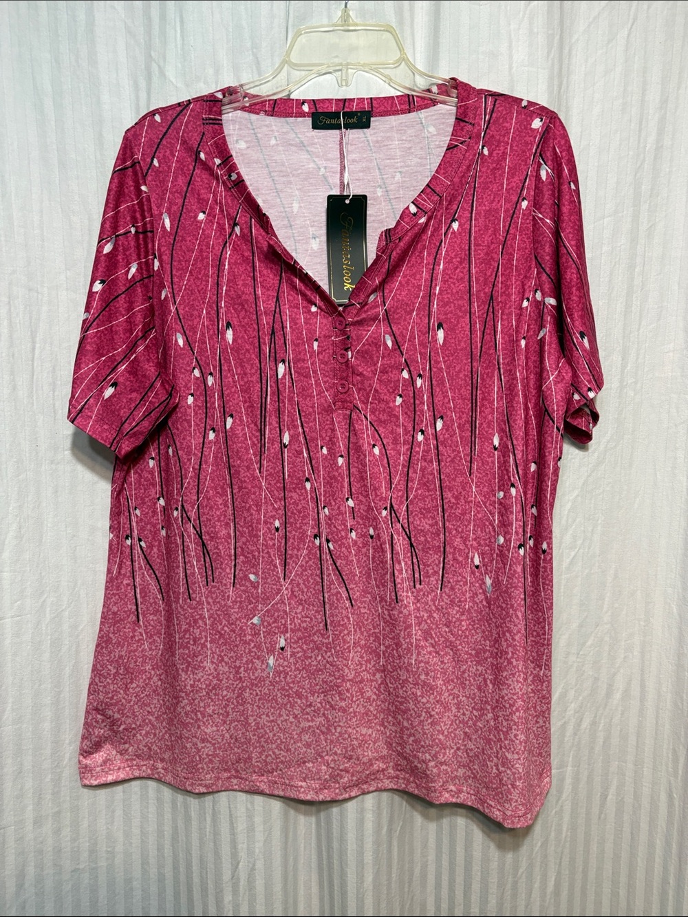 Scoop & Sprig Women's Short Sleeve Pink V-Neck Button Tee
